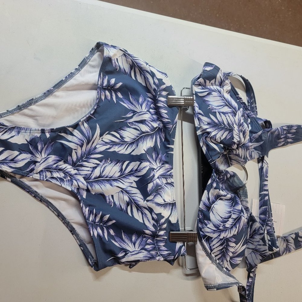 1571 - Blue / Purple M 2 pc Bathing Suit